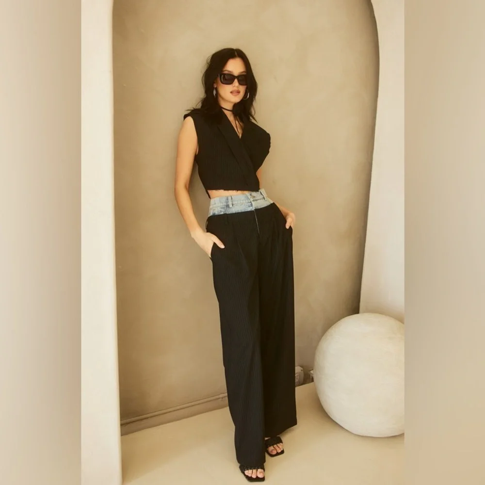 Set 🖤 - Picture 3 of 4